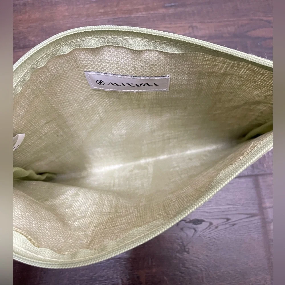 MANAOLA Kahone Set Palapalai Celadon Green Tote Bag & Pouch - Picture 7 of 7